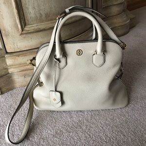 Tory Burch Robinson Pebbled Open Dome Satchel